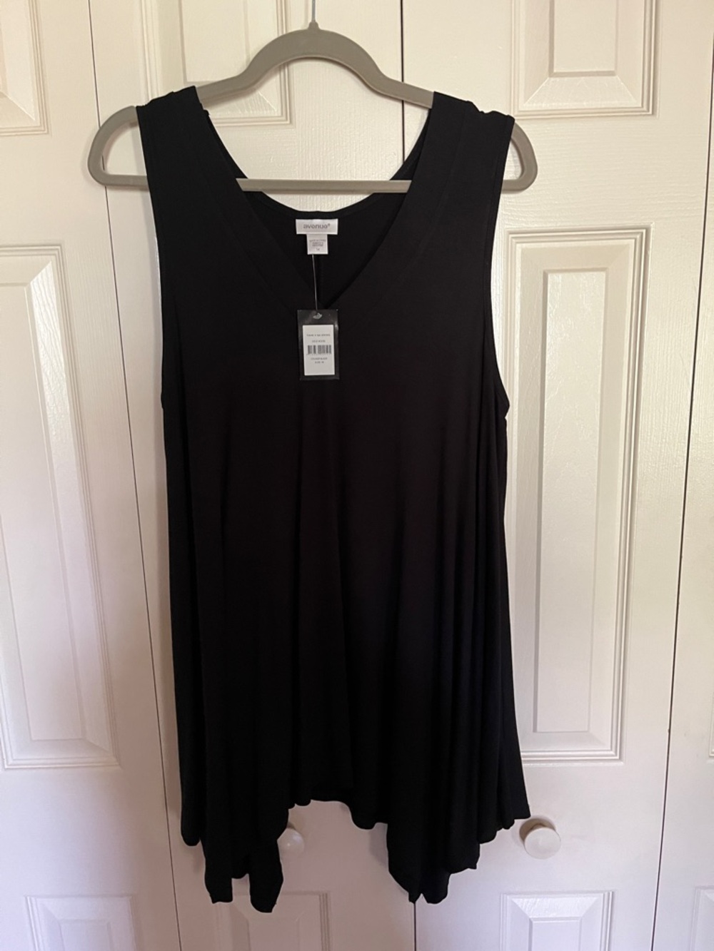 Avenue Black V-Neck Flowy Tank
